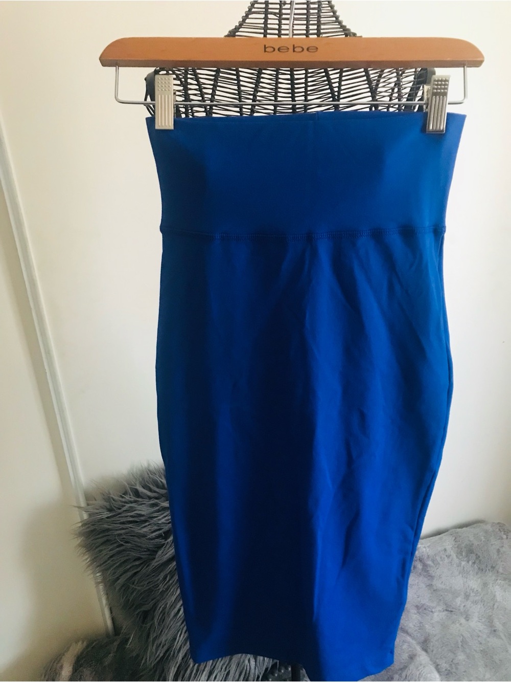 bebe cobalt blue pencil skirt